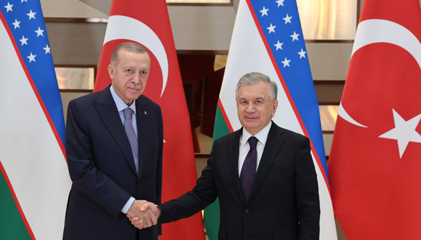 Cumhurbaşkanı Erdoğan, Mirziyoyev ile bir araya geldi