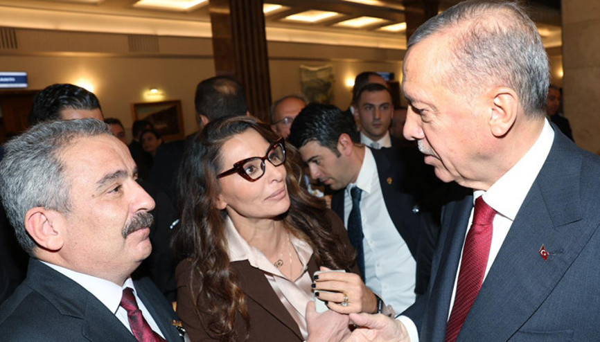 Gazetecilerden yeşil pasaport talebi... Cumhurbaşkanı Erdoğanla görüştüler Gazetecilerden yeşil pasaport talebi... Cumhurbaşkanı Erdoğanla görüştüler