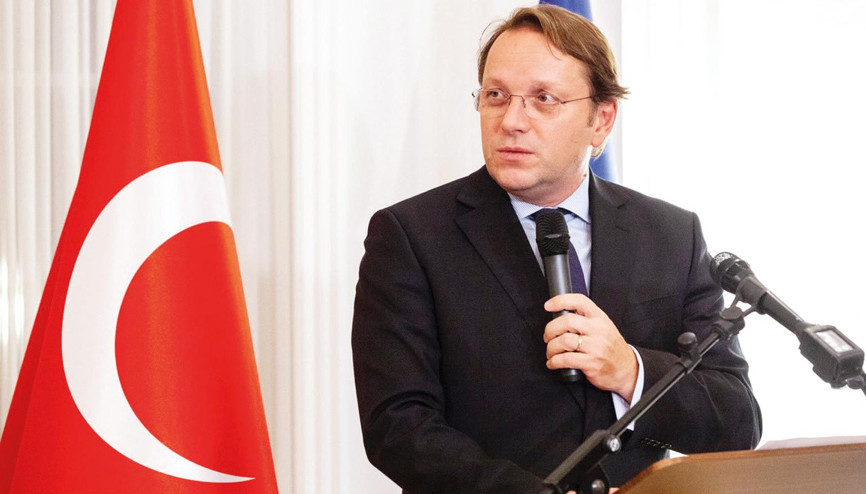 AB Komiseri Varhelyi yatırımcılara seslendi: Türkiye doğal tercih olmalı AB Komiseri Varhelyi yatırımcılara seslendi: Türkiye doğal tercih olmalı