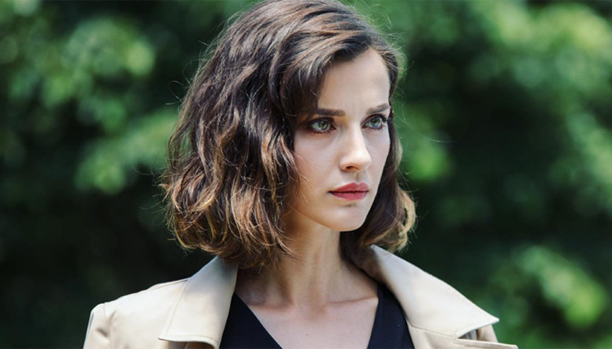 İrem Helvacıoğlu: Hayata karışmak için garsonluk yaptım