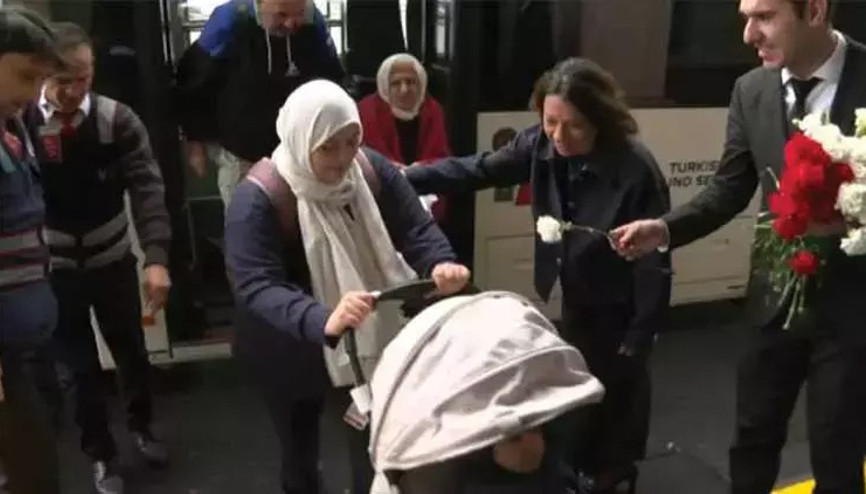 Gazzeden tahliye edilen Türk vatandaşları İstanbulda