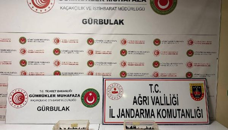 Sınırda sülüklere yakalandı