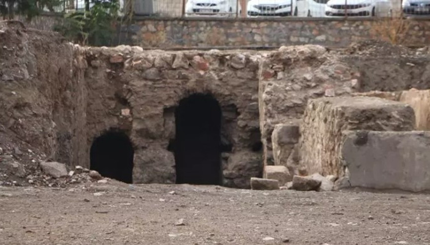 Tokatta okul temel kazısında 5 asırlık hamam ortaya çıktı