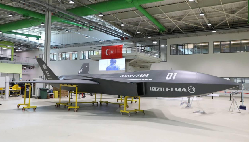 Baykardan 4 hard disk çalarken yakalanmıştı... O stajyer tutuklandı