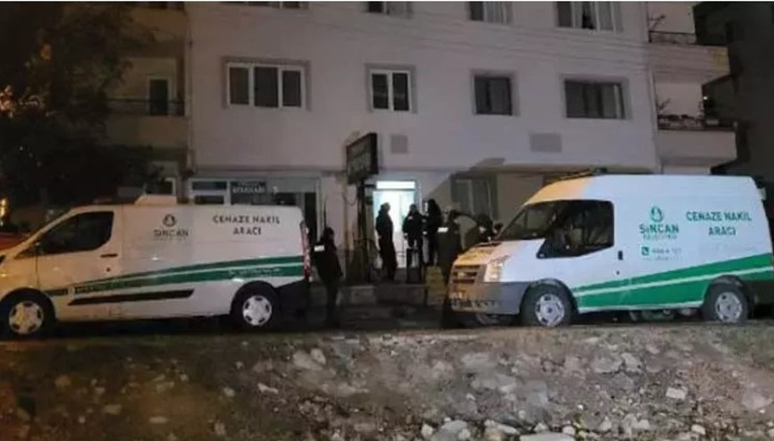 Ankarada komşular arasında gürültü tartışmasında bir aile katledildi: 2si çocuk, 5 ölü Ankarada komşular arasında gürültü tartışmasında bir aile katledildi: 2si çocuk, 5 ölü