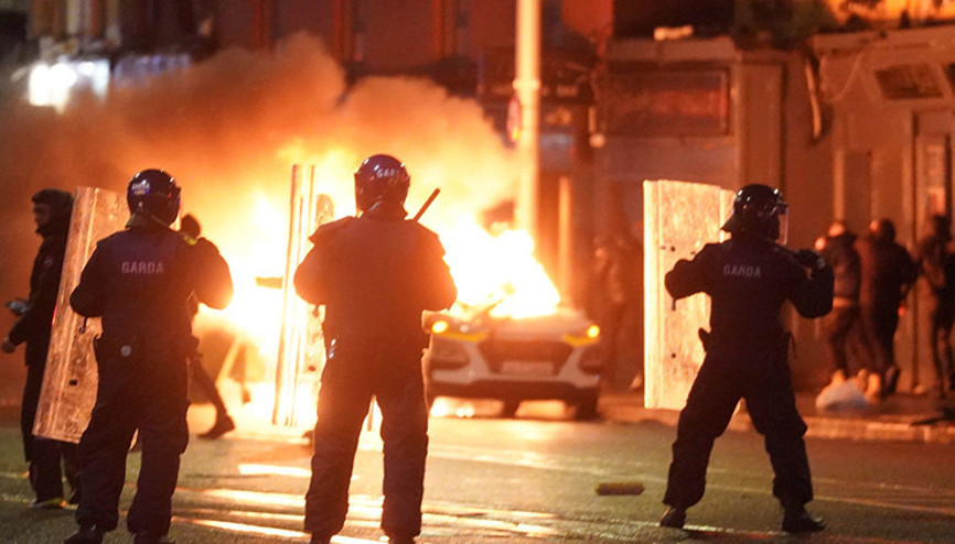 Dublinde bilanço netleşti: Olaylı gecede 34 gözaltı