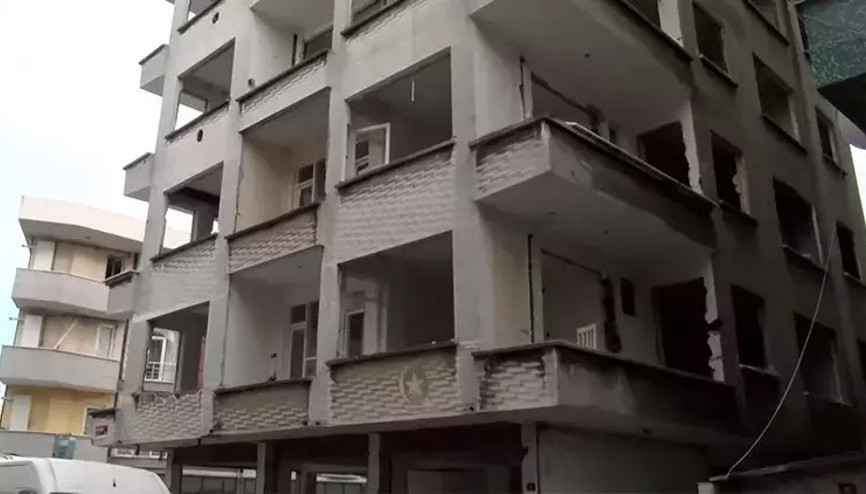 Facia göz göre göre geliyorum diyor: Hemen yıkılmasını istiyorum Facia göz göre göre geliyorum diyor: Hemen yıkılmasını istiyorum