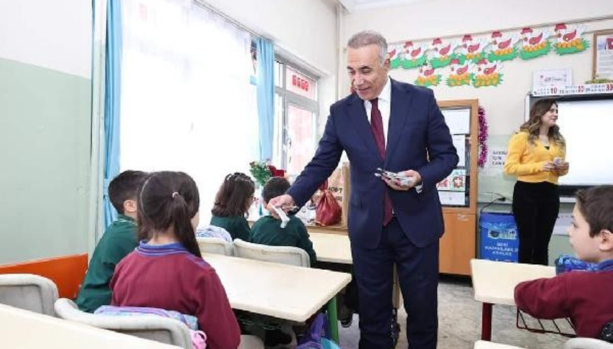 Dursun: Daha yaşanabilir bir dünya için önce çocuklarımızın bilinçlenmesi gerekiyor