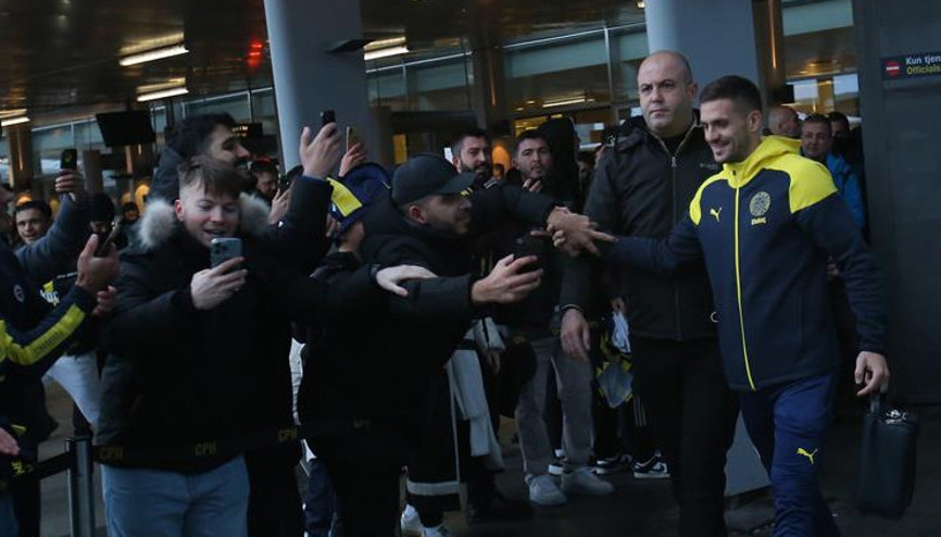 Fenerbahçeye Danimarkada coşkulu karşılama İşte kamp kadrosu