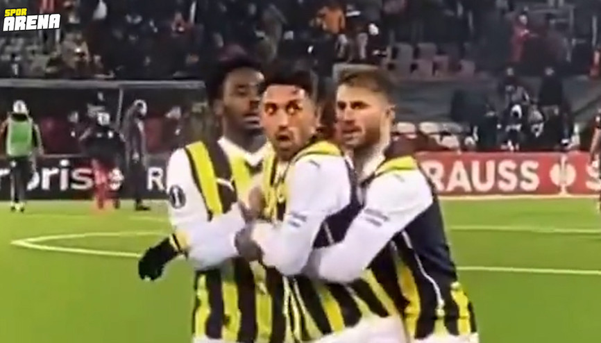 Fenerbahçede İrfan Can Kahveci - taraftar gerilimi Osayi güçlükle sakinleştirdi...