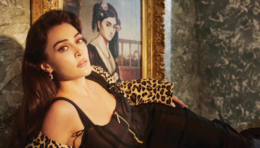 Esra Bilgiç: Geçmiş dönem aşkları hepimizin hayali