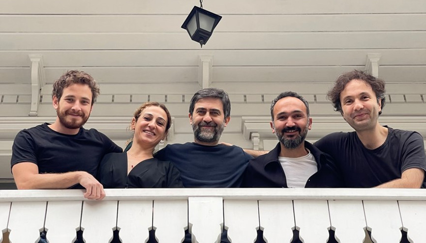 Emin Alper bu kez Dostoyevski uyarlamasıyla sahnede