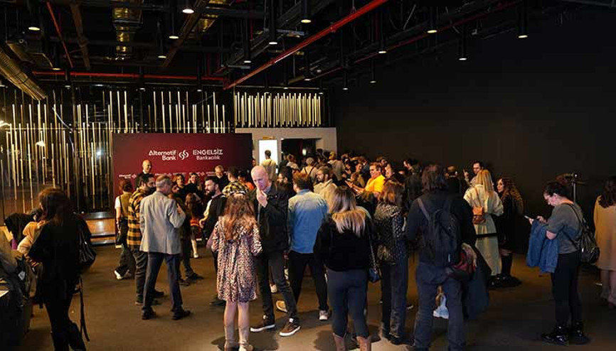 Dünya Engelliler Günü’nde Atatürk filmi işaret dili çevirisiyle işitme engelliler ile buluştu