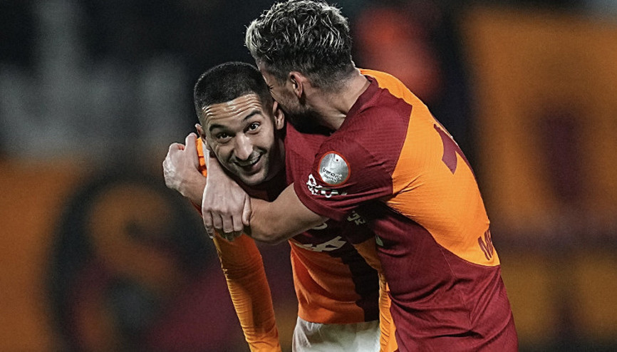 Galatasarayın hedefi Beşiktaş - Fenerbahçe derbisini rahat izlemek