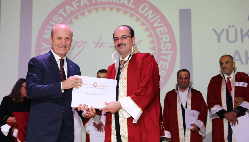 Depremin açtığı yaraları ‘Bilim’le sarıyorlar