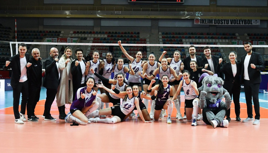Zeren Spor, Kadınlar 1. Ligde ilk yarıyı lider tamamladı