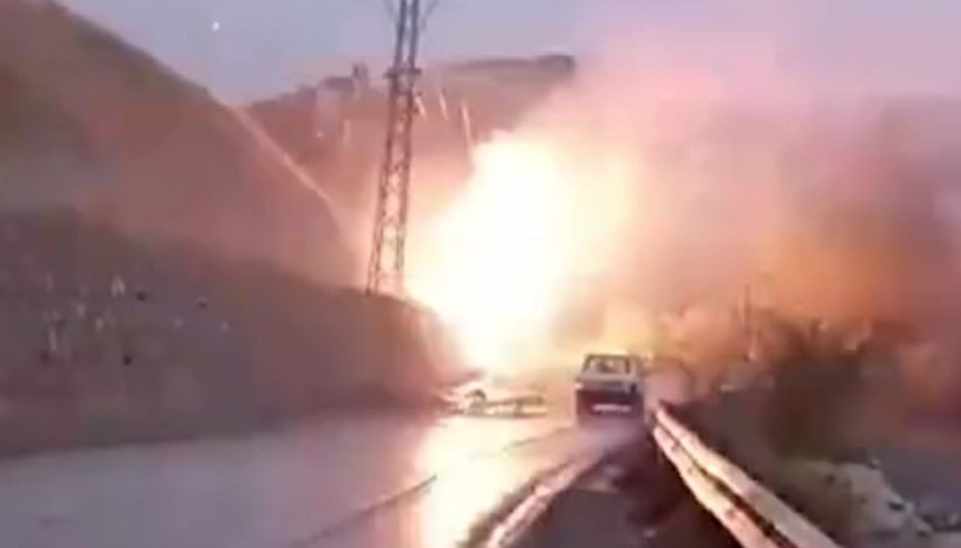 Şanlıurfada trafoda patlama kamerada
