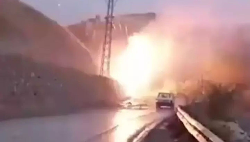 Şanlıurfada trafoda patlama kamerada