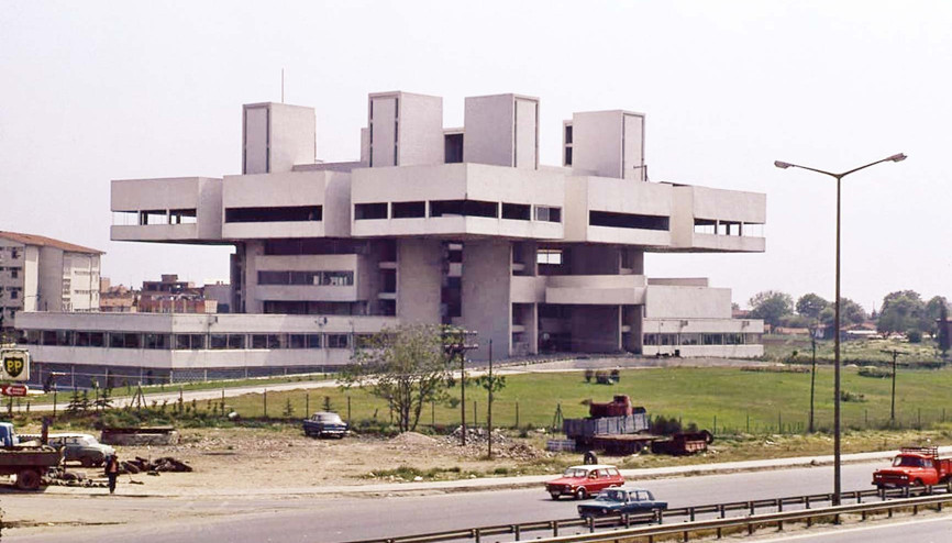 İstanbul’un hafızasıydı... Tercüman binası 49 yaşında yıkıldı İstanbul’un hafızasıydı... Tercüman binası 49 yaşında yıkıldı
