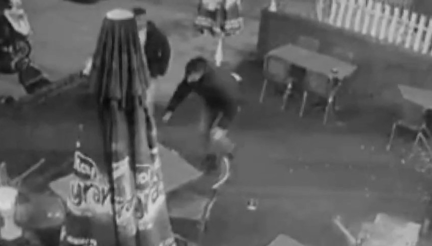 Eyüpsultanda bir restorana saldırı anları ortaya çıktı; 5 yaralı