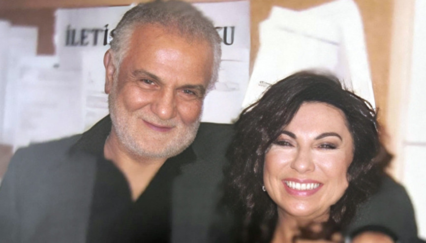 Yazıyı kulis odama girince gördüm Yıl 1995... İlk tebrik eden oydu