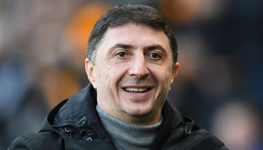 Karagümrük; Alparslan Erdem ile yollarını ayırdı, yeni hocayı açıkladı Şota Arveladze, Türkiyeye geri döndü... Karagümrük; Alparslan Erdem ile yollarını ayırdı, yeni hocayı açıkladı Şota Arveladze, Türkiyeye geri döndü...