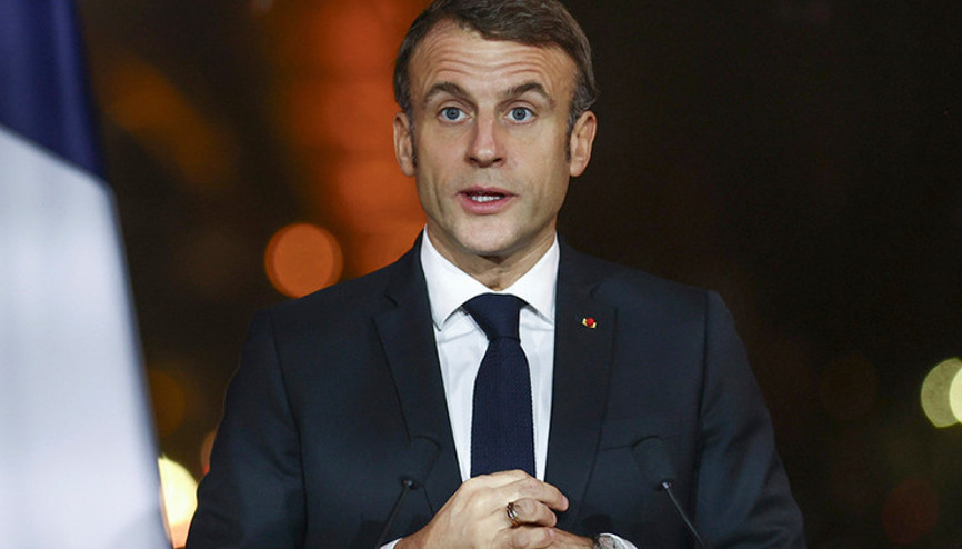 Macronun desteklediği yeni göç yasası reddedildi