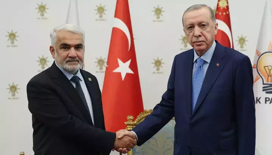 Cumhurbaşkanı Erdoğan, HÜDA PAR Genel Başkanı Zekeriya Yapıcıoğlunu kabul etti