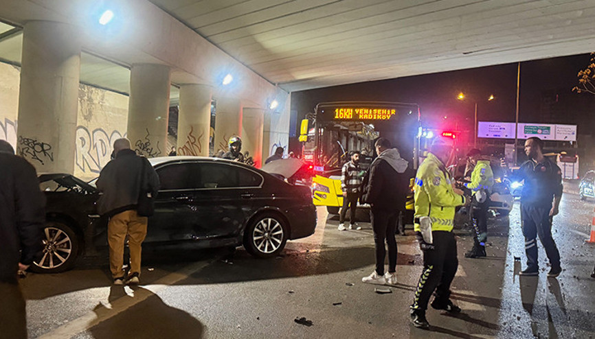 İETT otobüsünün de aralarında bulunduğu zincirleme kaza: 5 yaralı