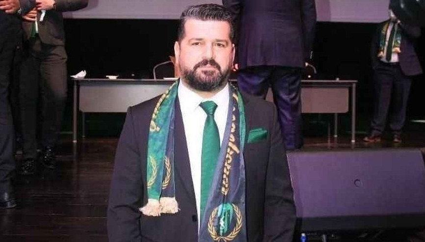 Futbolcu izlemek için gittiği Nijeryada sıtmaya yakalanan Kocaelispor yöneticisi Ekrem Can hayatını kaybetti