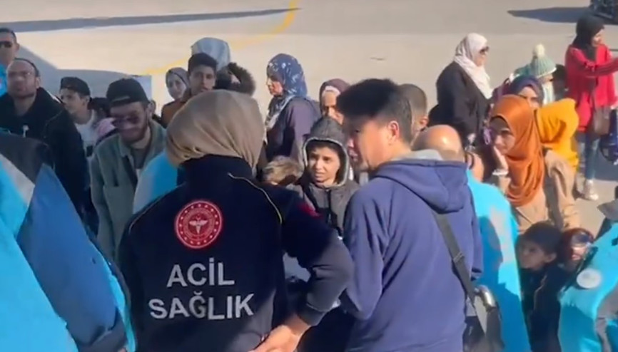 Bakan Kocadan Gazzedeki yaralıların Türkiyeye getirilmesine ilişkin açıklama