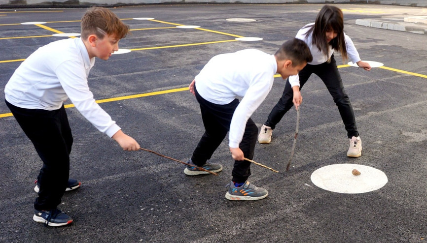 Okul bahçelerinde ‘geleneksel oyunlar’