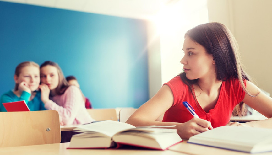 Görgü ve nezaket kuralları artık okullarda öğretilecek... Akran zorbalığına çare olabilir mi Uzmanlar, eğitimciler ne düşünüyor Görgü ve nezaket kuralları artık okullarda öğretilecek... Akran zorbalığına çare olabilir mi Uzmanlar, eğitimciler ne düşünüyor