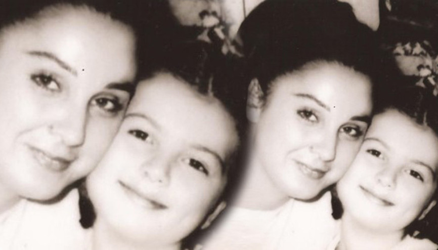 Ünlü oyuncu annesiyle fotoğrafını paylaştı: Bu dünyada bana cenneti yaşattın...