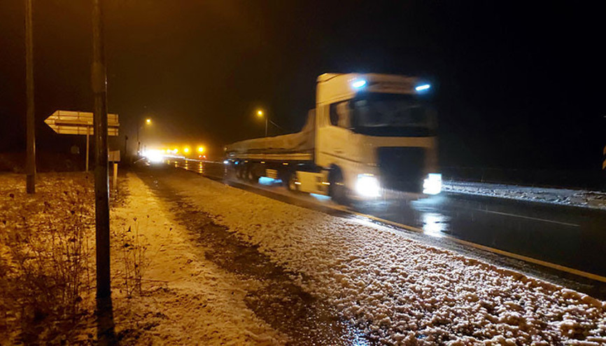 Bolu Dağı’nda kar başladı Ekipler çalışma başlattı