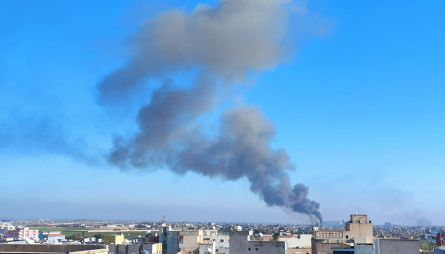 Mardin sınırındaki Kamışlıda peş peşe patlama sesleri: Siyah dumanlar yükseldi