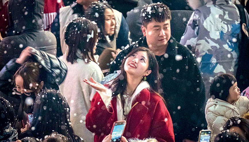 Soğuk hava rekor kırdı: Pekin dondu