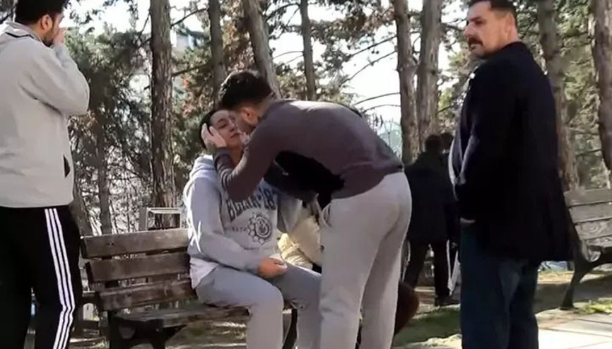 Doğum için sıra beklerken bebeklerini kaybettiler... Gözyaşlarına boğulan çiftten çarpıcı iddia