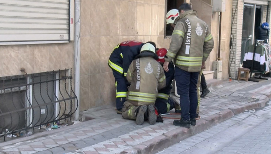 Sultangazide Ceset kokusu geliyor ihbarı ekipleri harekete geçirdi... Sebebi belli oldu