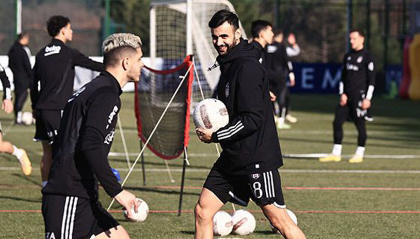 Beşiktaşta Rachid Ghezzal takıma döndü