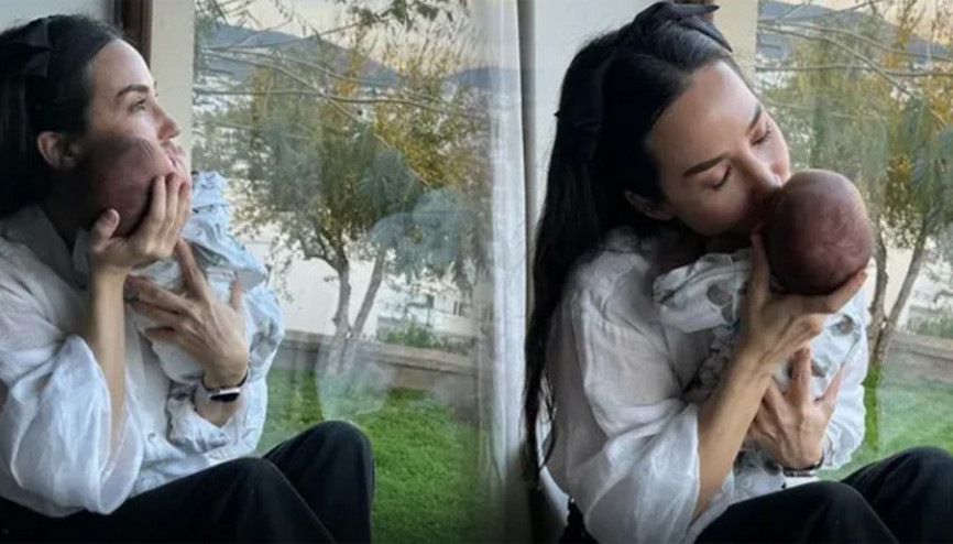 23 yıl sonra ikinci kez anne olmuştu...  Ömer ile ilk poz