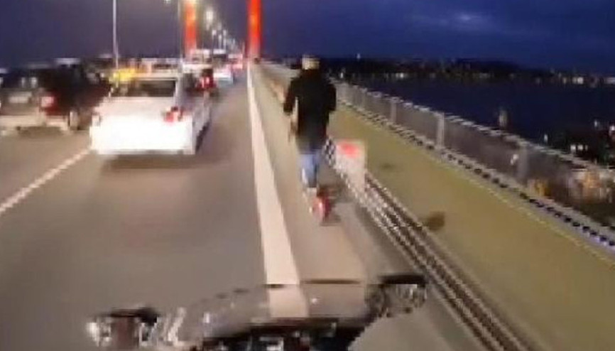 15 Temmuz Şehitler Köprüsünde tehlikeli yolculuk