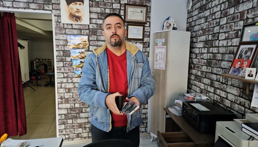 Düğün fotoğrafçısının hard disk kâbusu Görüntüleri kurtarmak için Rusyaya gönderdi.... En mutlu günümüzün videosunu izleyemedik