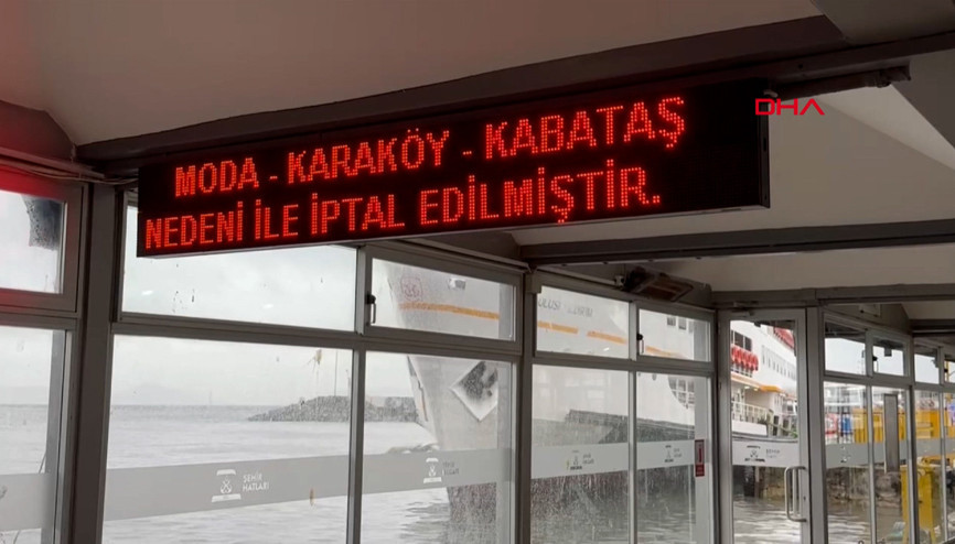 İstanbul’da yağış: Bazı vapur seferleri iptal edildi