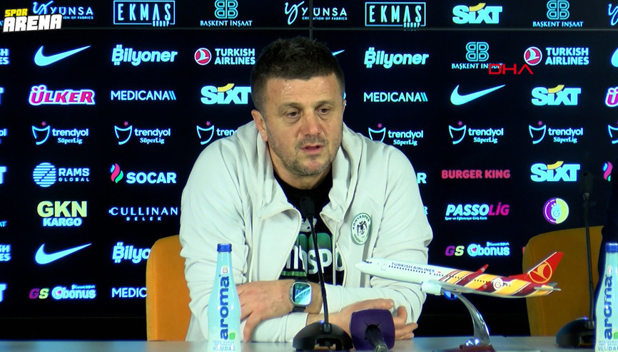 Konyasporda Hakan Keleşten gol itirazı: 4. hakem ’faul’ dedi, orta hakem vermedi Konyasporda Hakan Keleşten gol itirazı: 4. hakem ’faul’ dedi, orta hakem vermedi