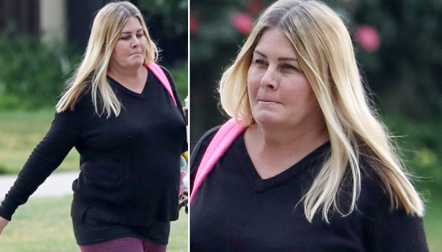 Ünlü oyuncu parasız kalınca evini satmıştı, şimdi kanser oldu: Küçük kızım için savaşacağım Ünlü oyuncu parasız kalınca evini satmıştı, şimdi kanser oldu: Küçük kızım için savaşacağım