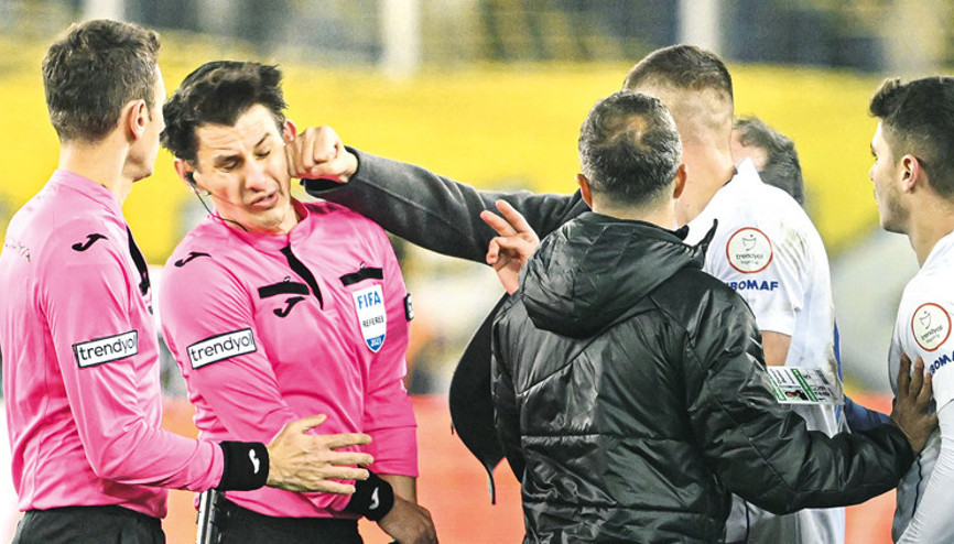 İlk duruşmada tehdit tartışması