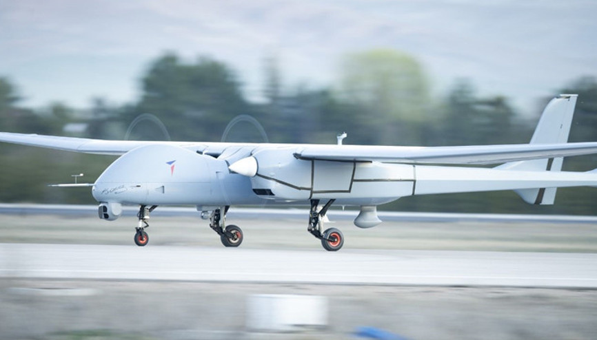 Aksungur milli motorla 41 saat uçtu