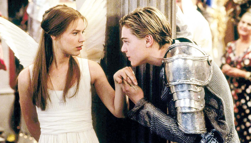 Atina’yla sahnede de ortaklık... Türk Romeo Yunan JulIet
