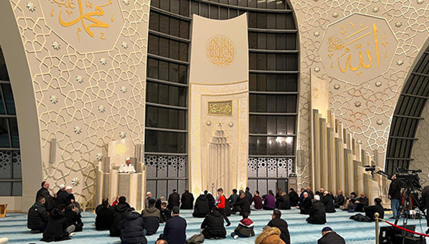 Köln DİTİB Merkez Camii’nde Regaib Kandili coşkusu
